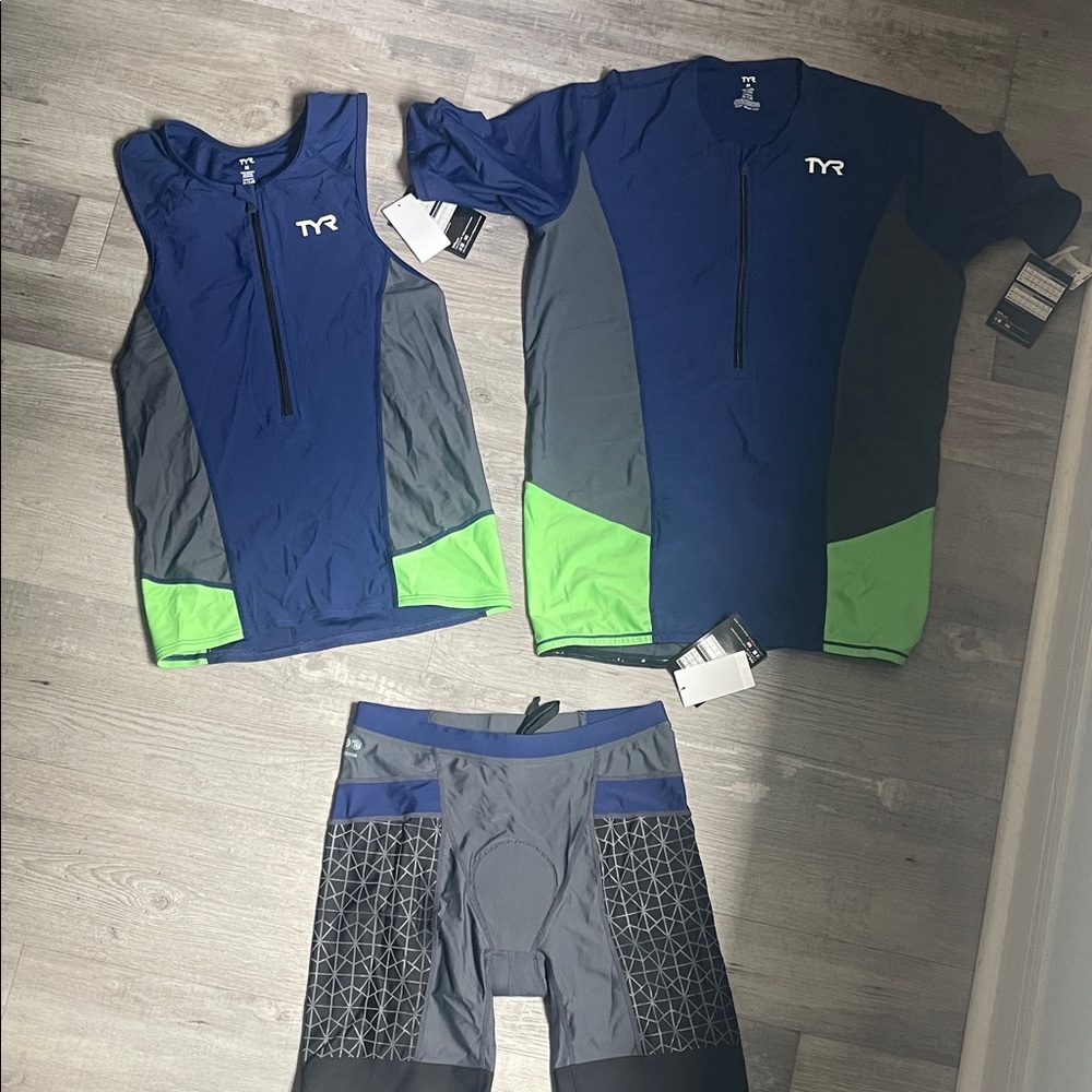 TYR Men's Blue and Green triathlon set